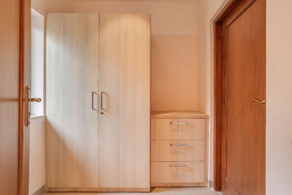 Image Title Goes Here